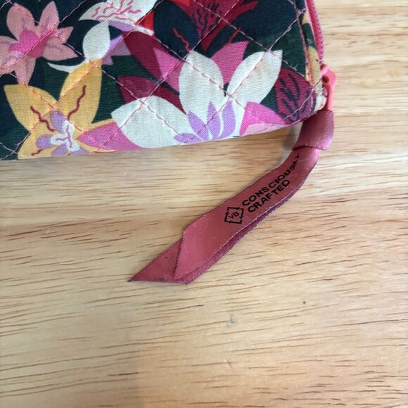 Vera Bradley‎ Floral Wallet - Picture 4 of 9
